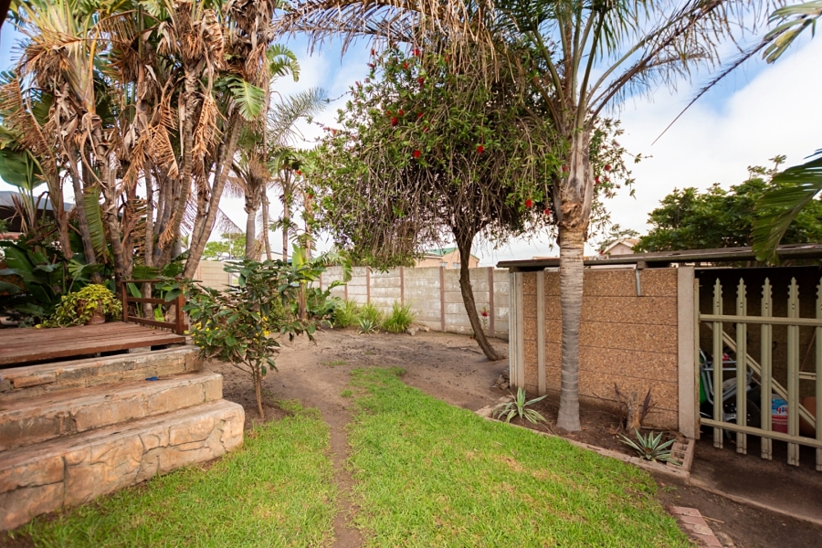 5 Bedroom Property for Sale in Vredenburg Western Cape